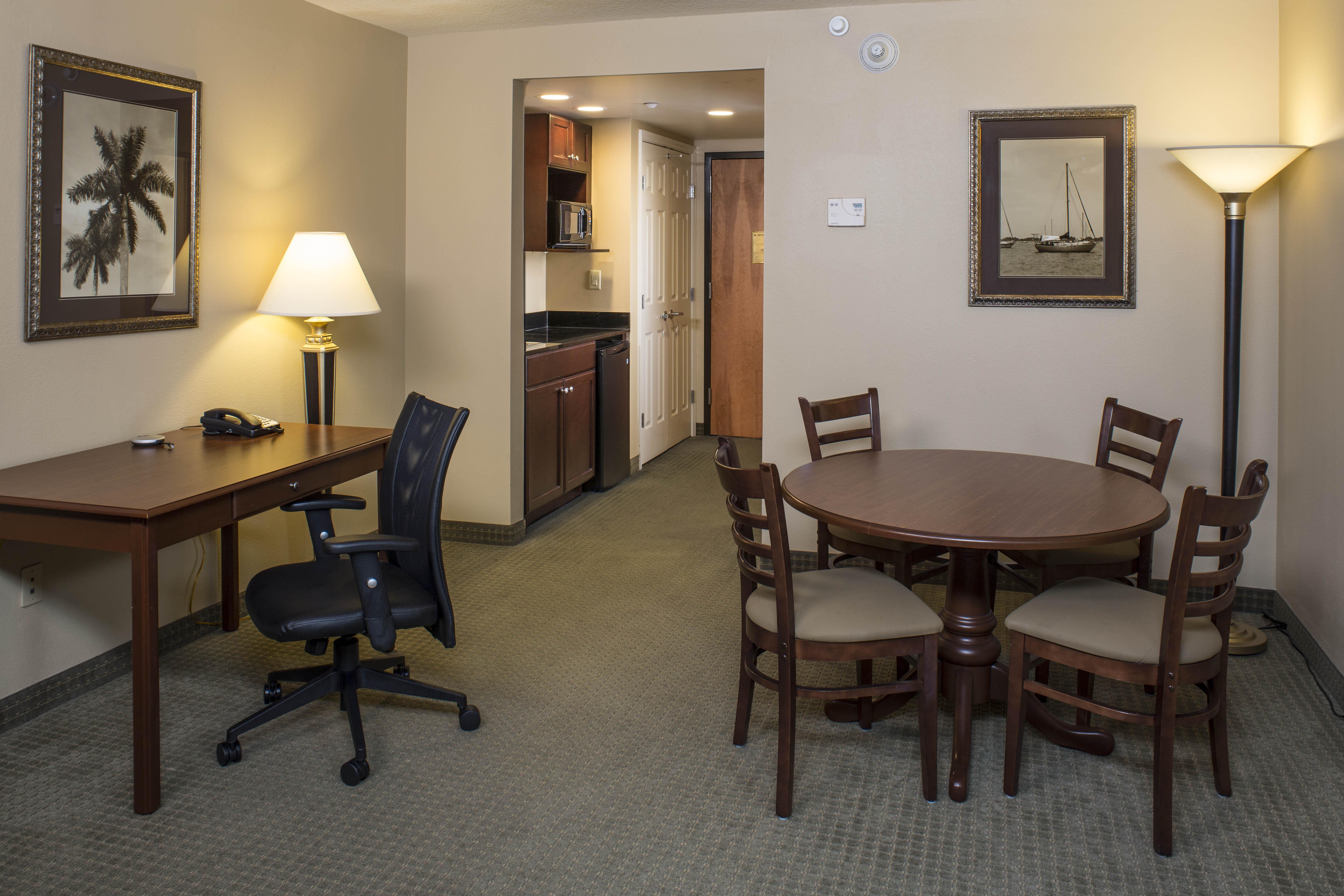 Holiday Inn Express & Suites Bradenton East-Lakewood Ranch By Ihg Exterior foto