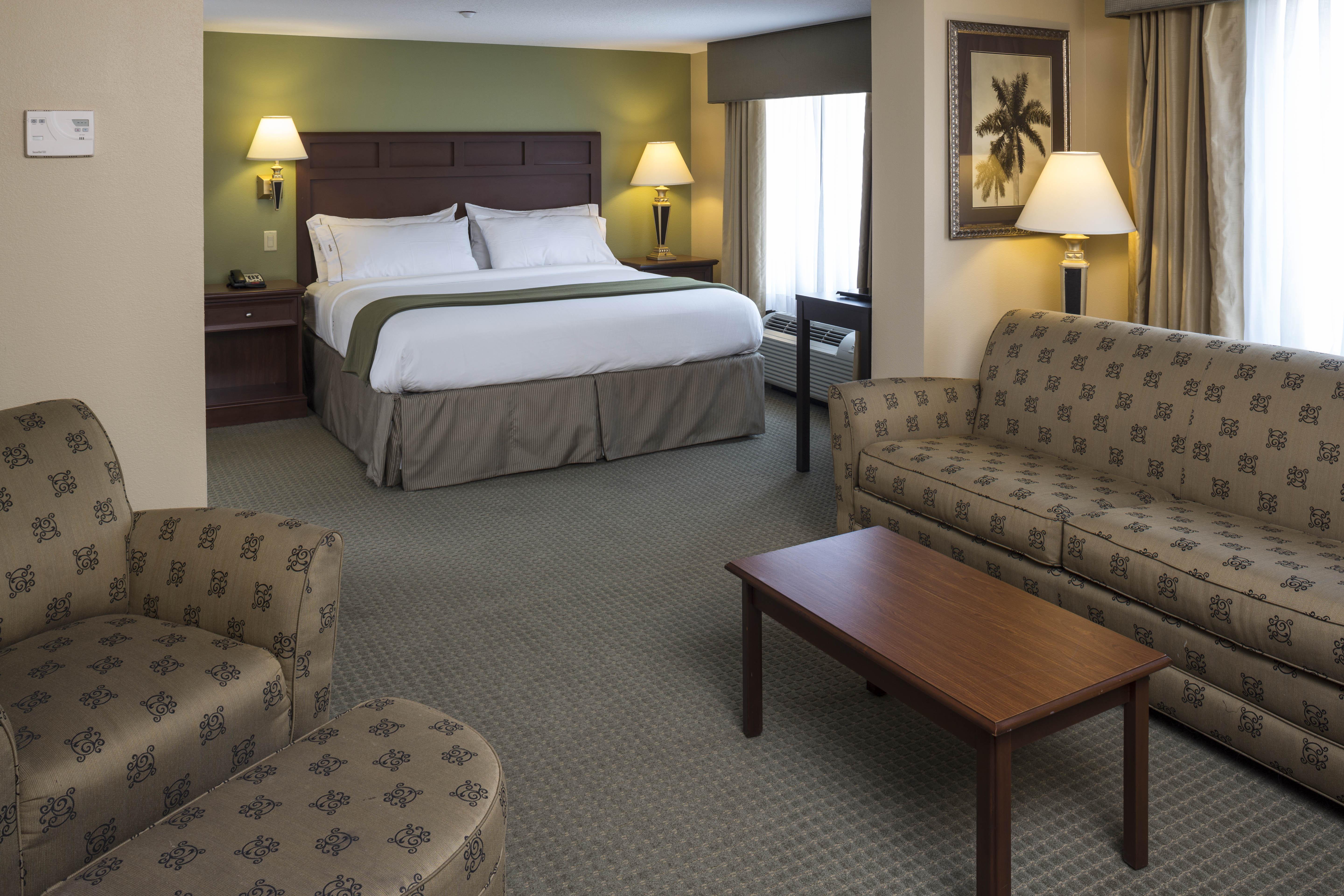 Holiday Inn Express & Suites Bradenton East-Lakewood Ranch By Ihg Exterior foto