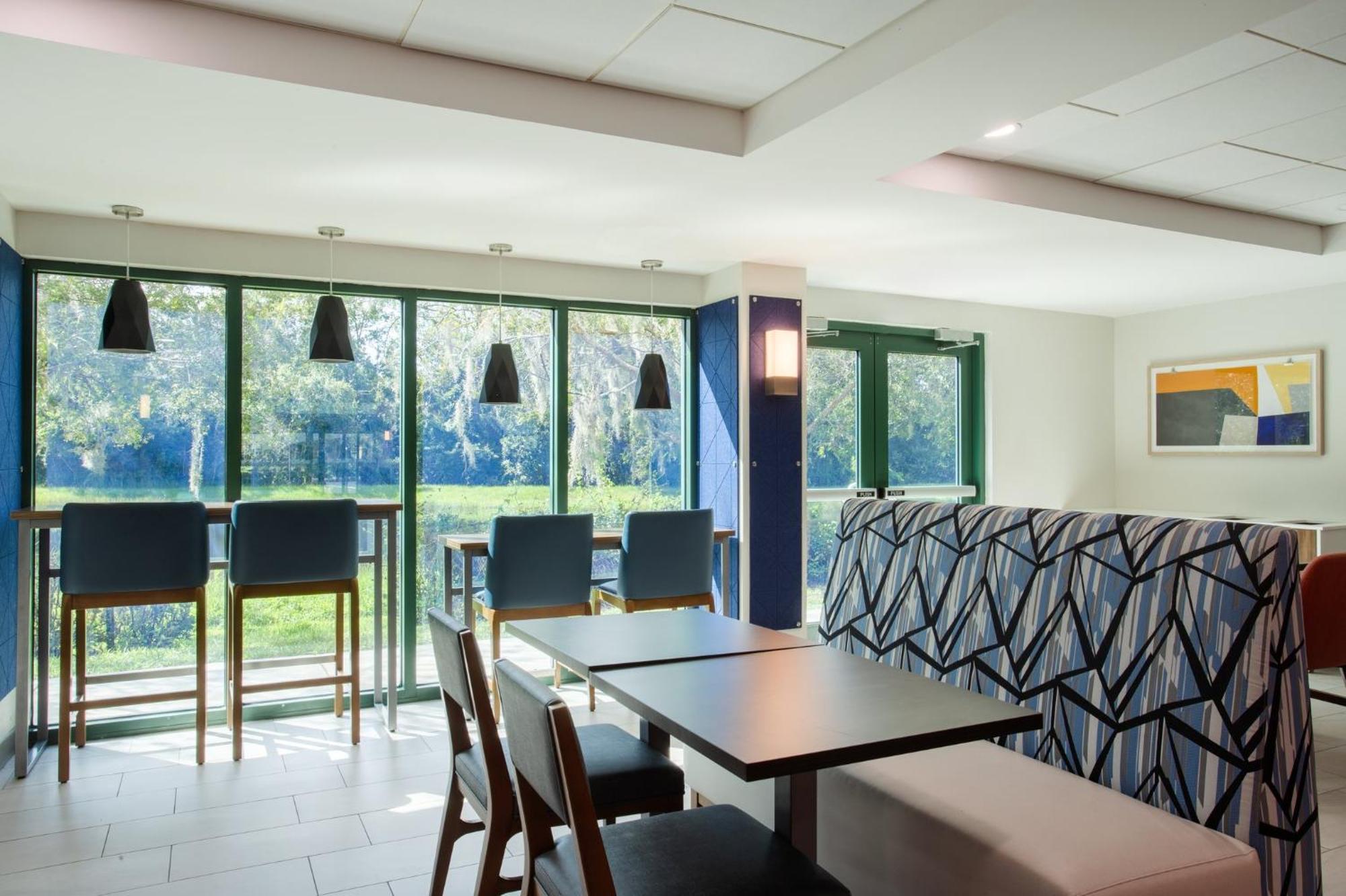 Holiday Inn Express & Suites Bradenton East-Lakewood Ranch By Ihg Exterior foto
